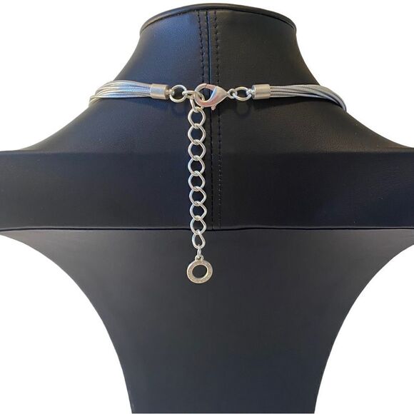 Rush by Denis & Charles 3 Ring Acrylic Iridescent Shell Like Necklace. - Picture 4 of 5